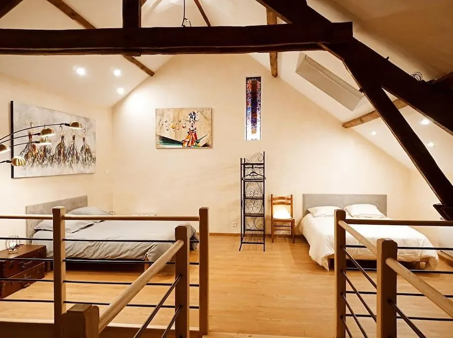 Holiday home La Grange De Marie A St Angel - Magnifique Grange Renovee En Loft Pour 1 A 6 Pers Villa Saint-Angel  France
